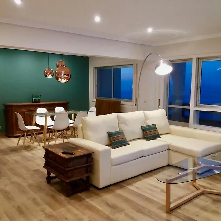 Sea And Mountain Views Apartment Baiona