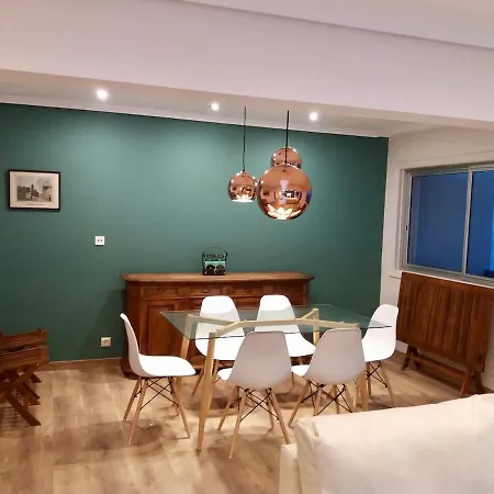 Sea And Mountain Views Apartment